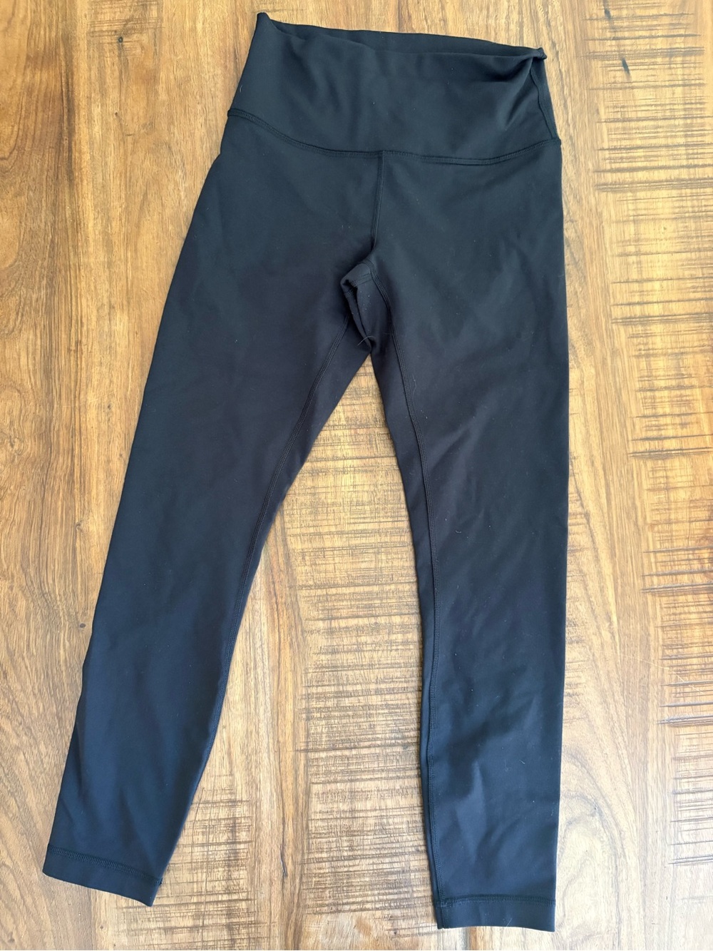 Lululemon Women’s Black High-Waist Active Leggings M